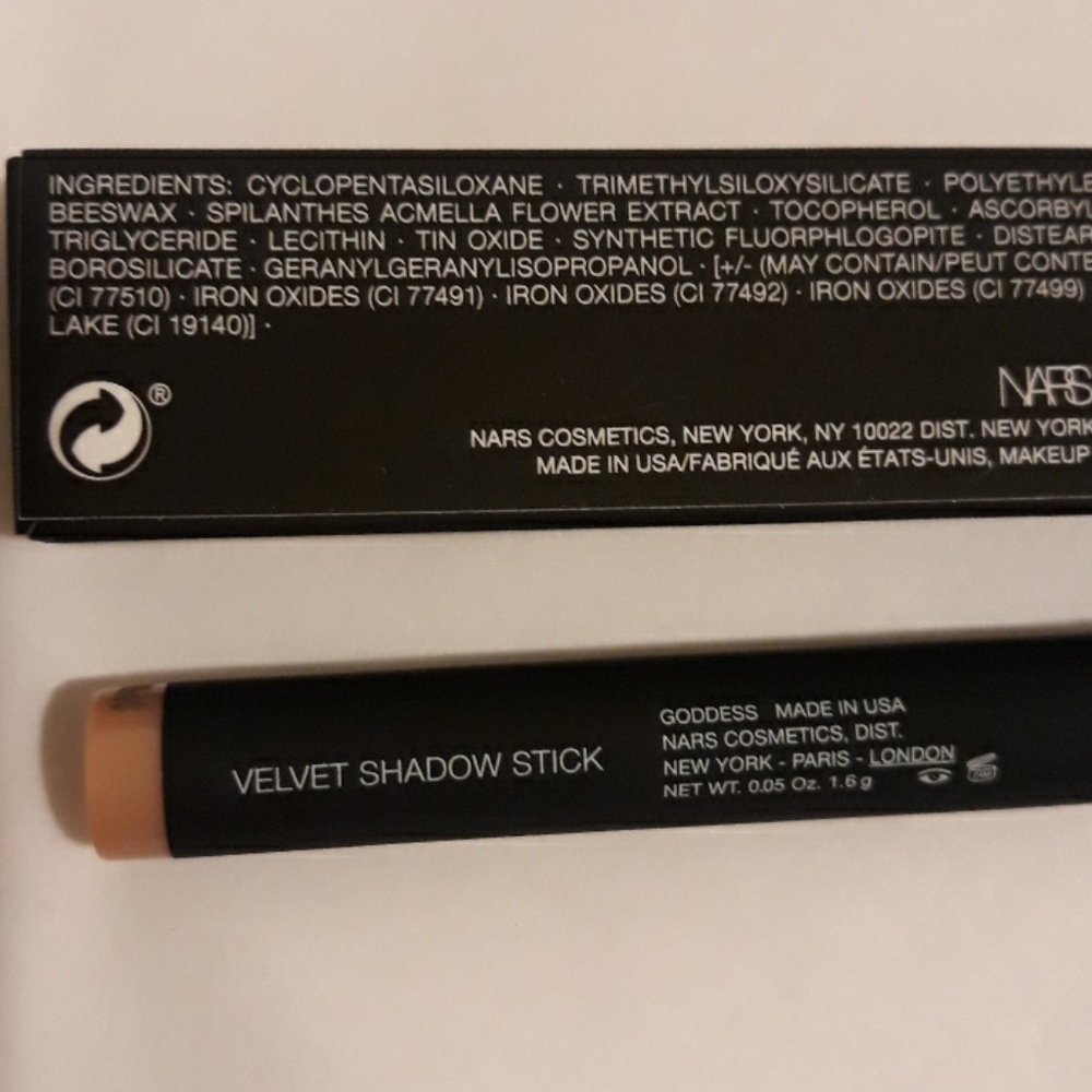 NARS Goddess Velvet Shadow Stick - Picture 13 of 16
